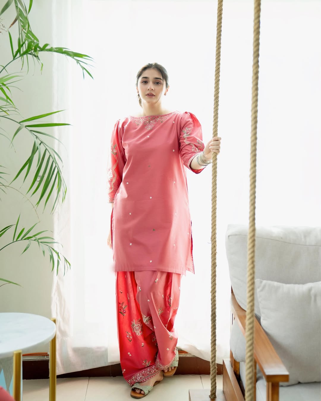 MEHAK FARSHI EMBROIDERED 2PC